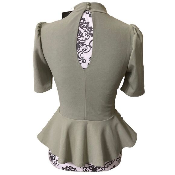 FASHION NOVA✨Peplum Womens Blouse Size Small Green Lightweight Beautiful - Picture 2 of 6